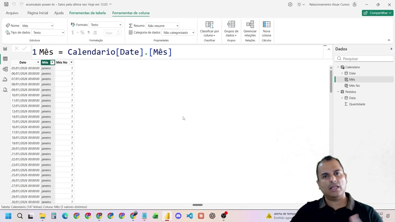 Tabela 'Calendario' no Power BI exibindo as colunas Date, Mês e Mês No.